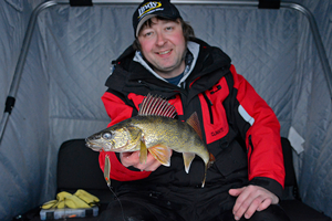 image of Nate Altendorf with Lake of the Woods Walleye