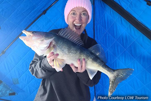 image links to lake of the woods ice fishing report