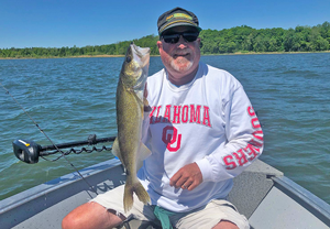 image of leech lake walleye links to current fishing report