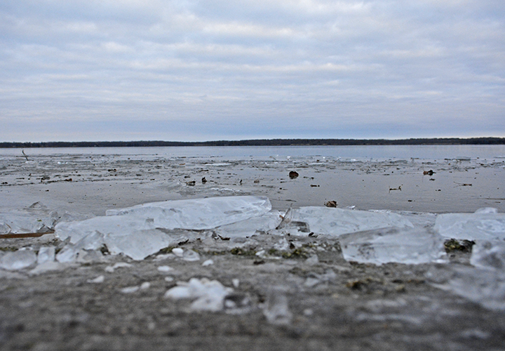 image of ice at Splithand Lake near Grand Rapids MN