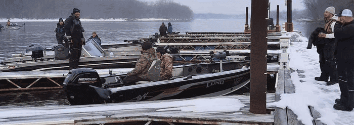 image of boats ready to launch at the freeze your butt walleye tournament