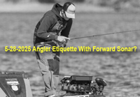 image oif angler intensely focused on forward facing sonar